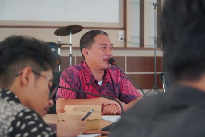 
					Kabid Ristek dan Inovasi Brida Sulteng Berikan Pembekalan Peserta Lomba TTG Tahun 2024