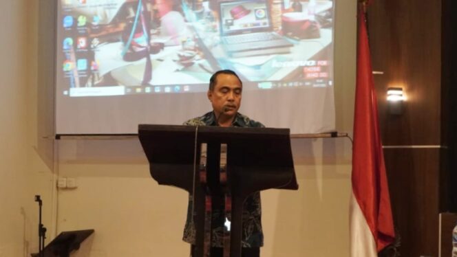 
					Staf Ahli Gubernur Bidang Ekonomi dan Pembangunan Buka Secara Resmi Workshop Permendagri No. 83 Tahun 2022
