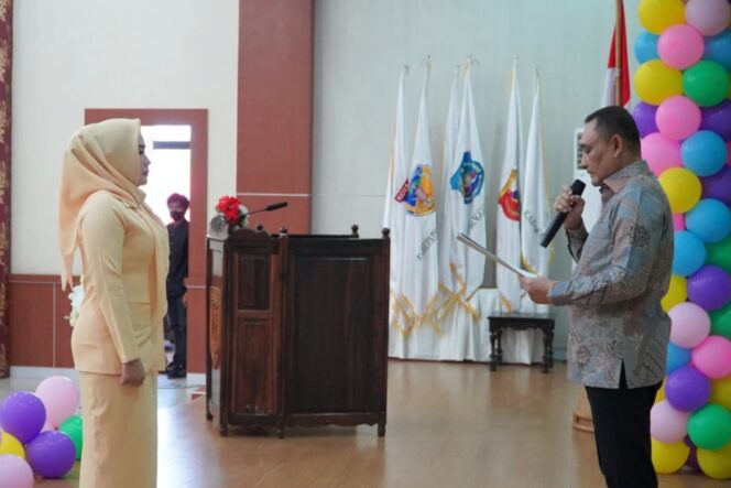 
					Asisten III Bidang Administrasi Umum Lantik Pengurus Dewan Perwakilan Daerah PP PAUD Prov Sulteng Masa Bhakti 2022 – 2027