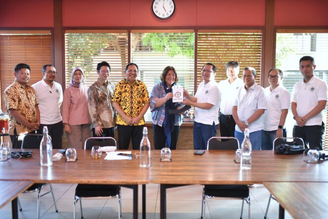 
					KEMENDES PDTT GANDENG CTC WUJUDKAN DESA BERKETAHANAN IKLIM